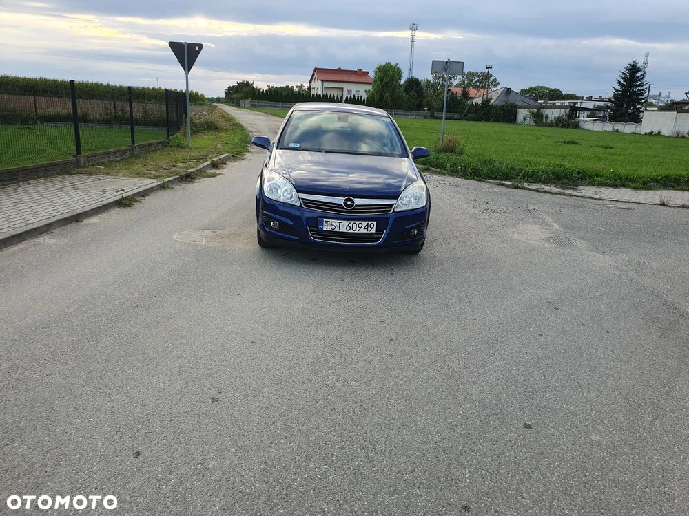 Opel Astra 1.6 Essentia - 20