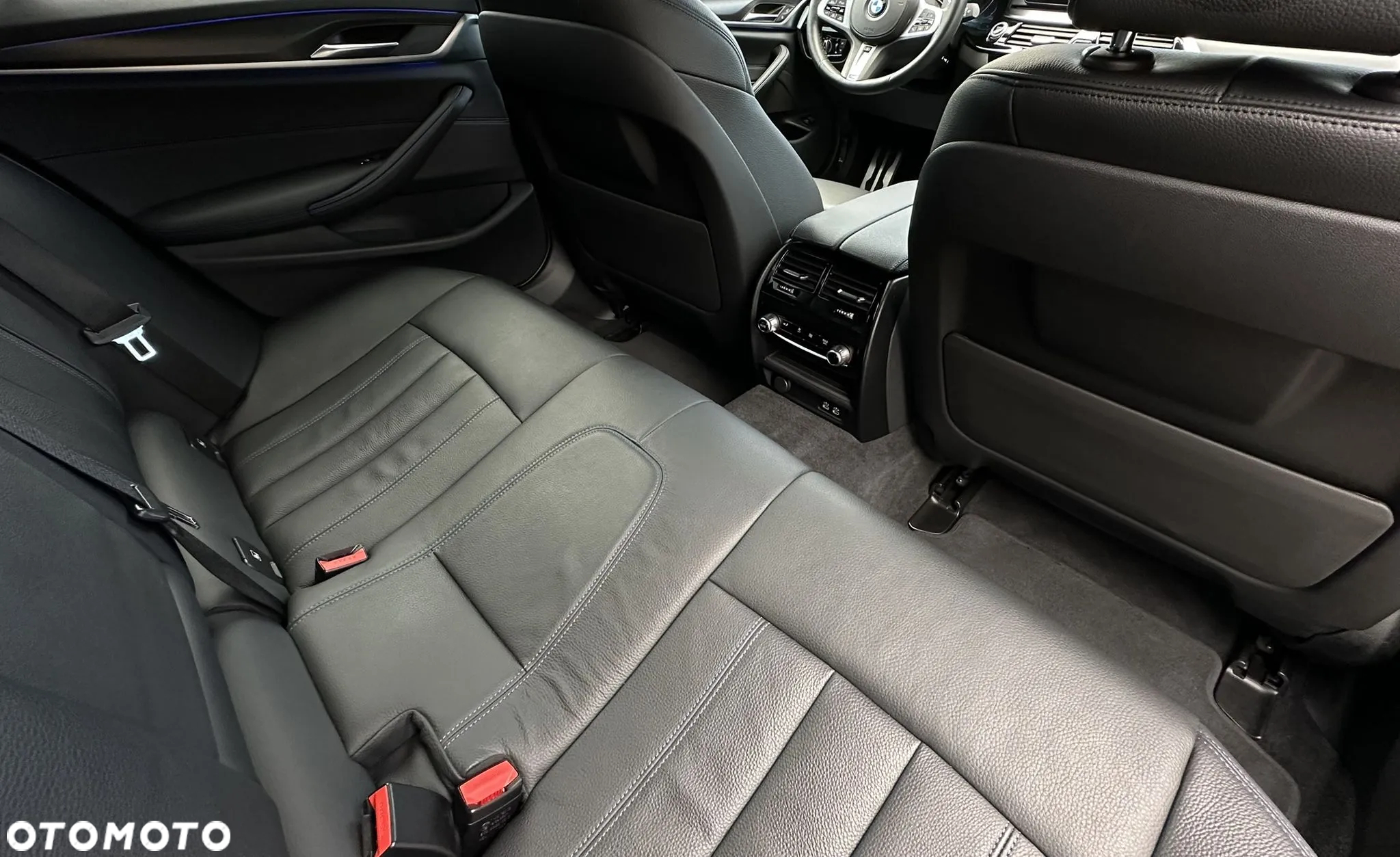 BMW Seria 5 - 30
