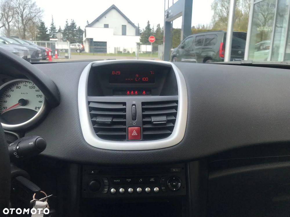 Peugeot 207 95 VTi Premium - 17
