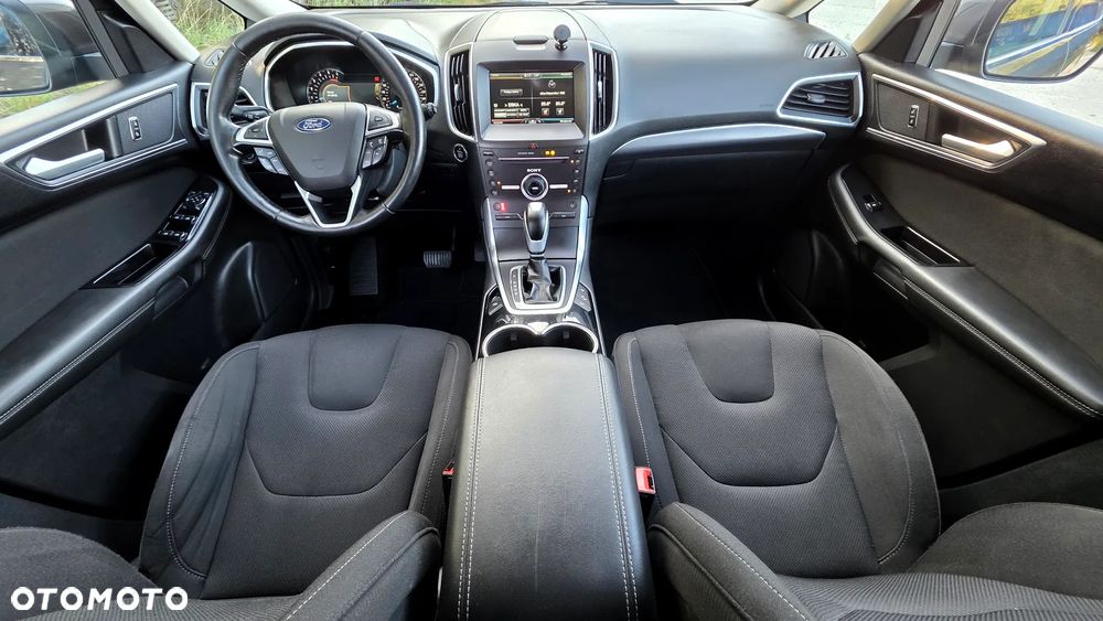Ford S-Max 2.0 TDCi 4WD Titanium PowerShift - 26
