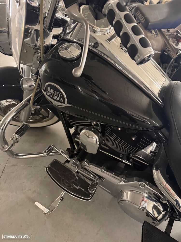 Harley-Davidson Road Road King - 5