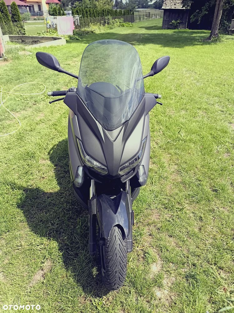 Yamaha X-max - 4