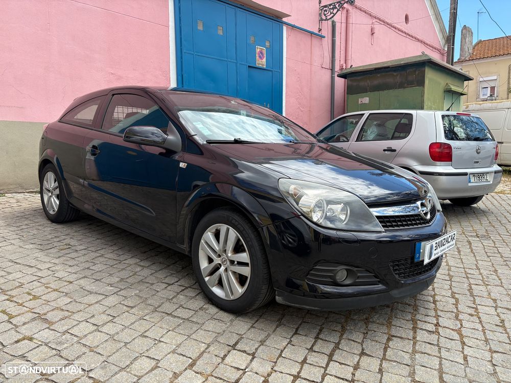 Opel Astra GTC 1.3 CDTI - 11