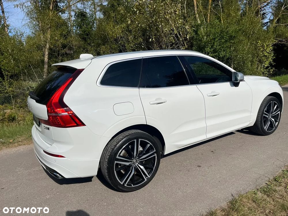 Volvo XC 60 D5 AWD R-Design - 3