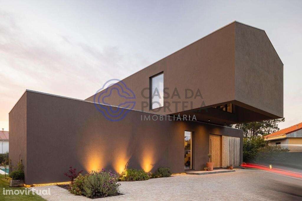 Espetacular Moradia T4 - Praia da Madalena - Grande imagem: 3/55