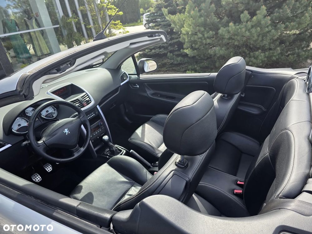 Peugeot 207 CC 150 THP Platinum - 31