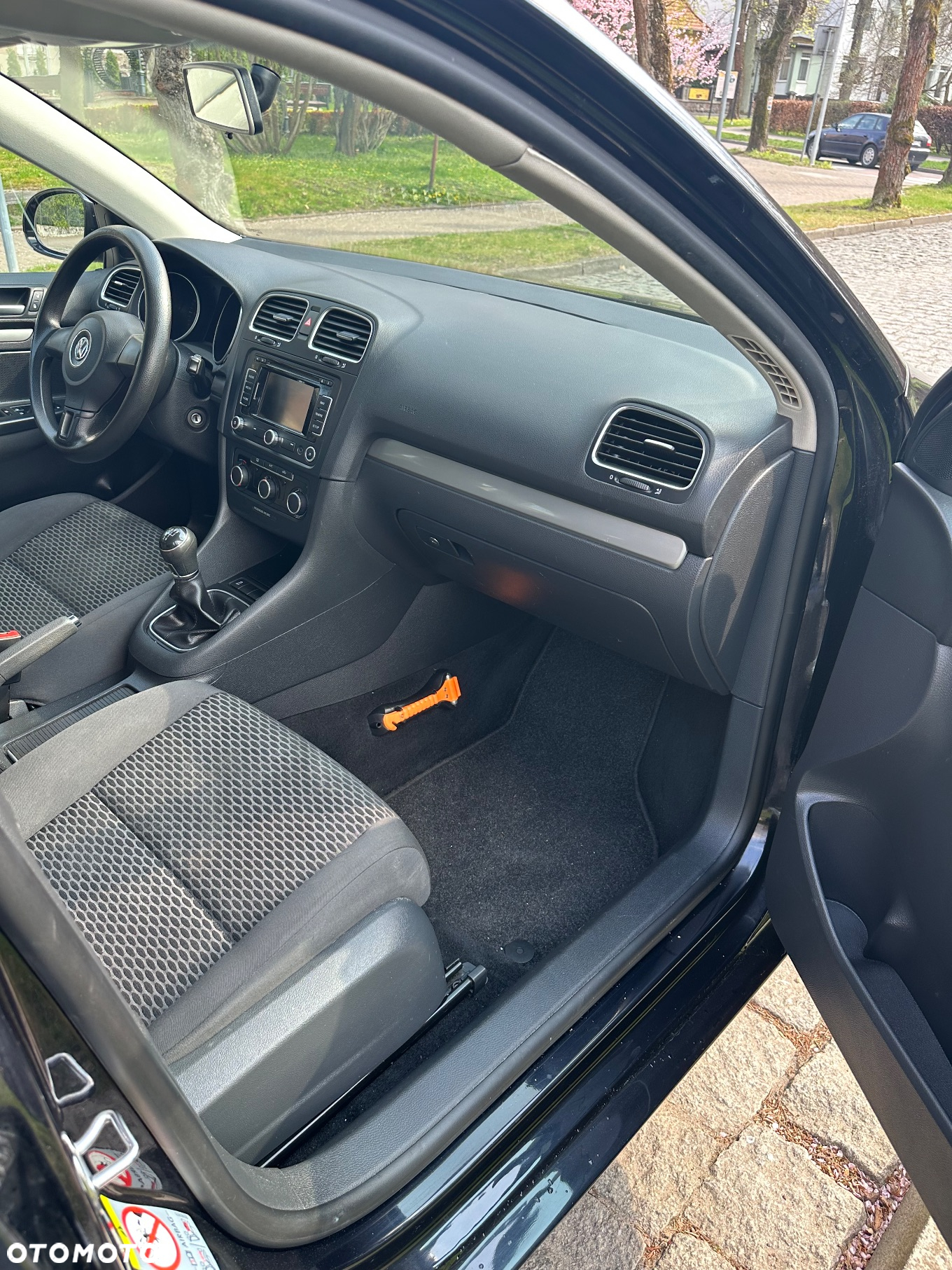 Volkswagen Golf - 17