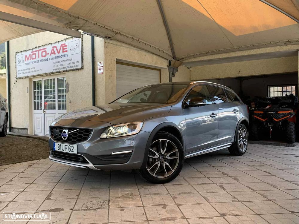 Volvo V60 Cross Country 2.0 D3 Geartronic - 1