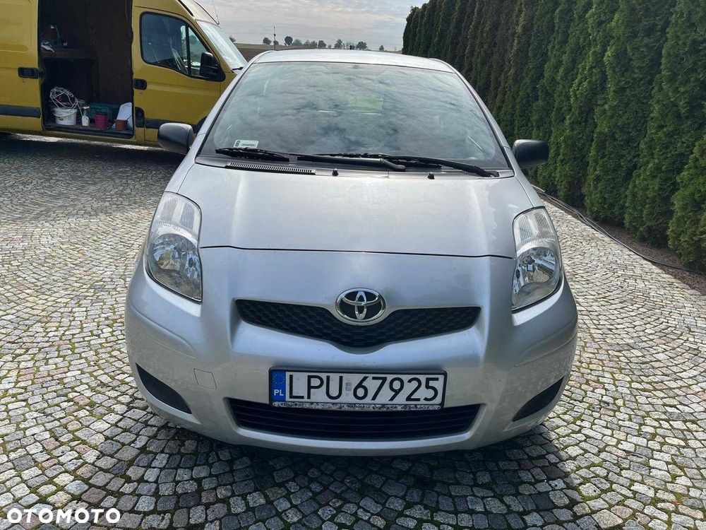 Toyota Yaris - 3