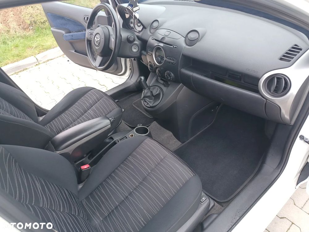 Mazda 2 1.3 Impuls - 16