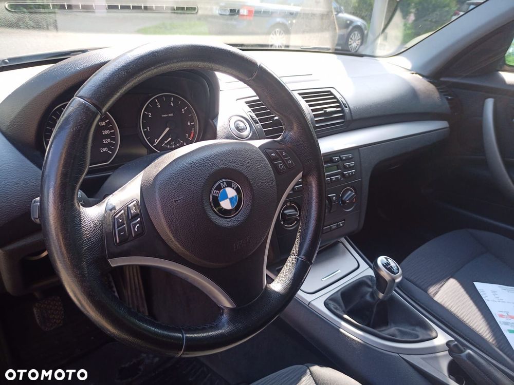 BMW Seria 1 - 10