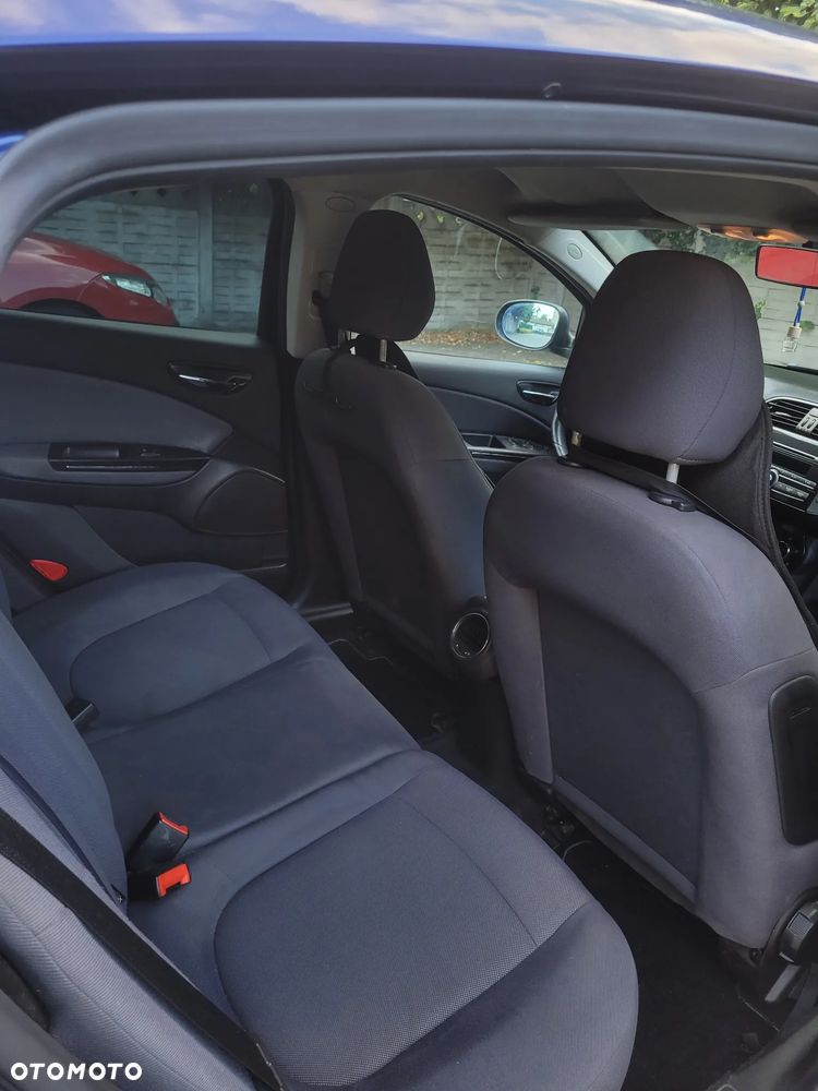 Fiat Bravo 1.9 Multijet Active - 12