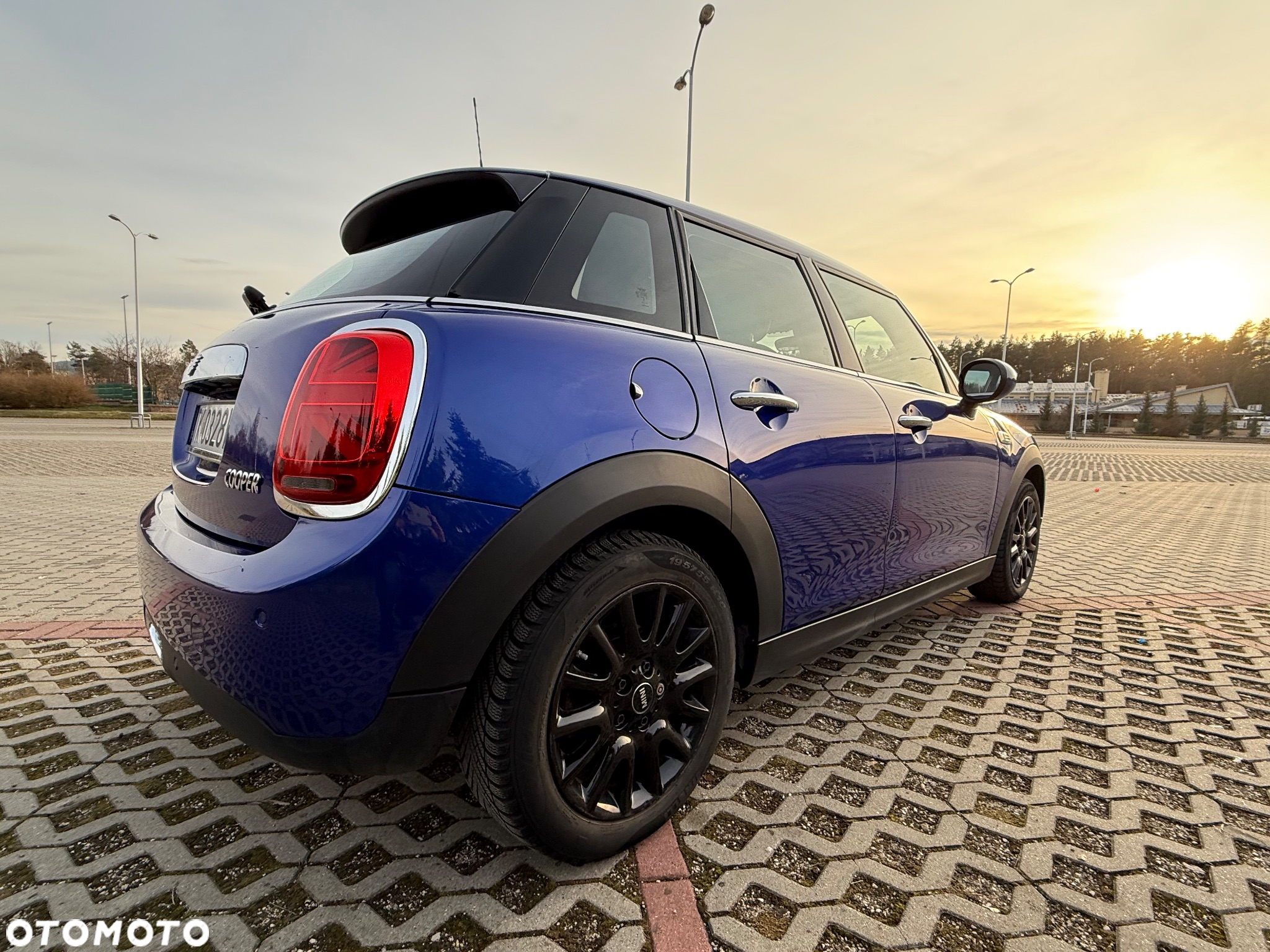 MINI Cooper Standard - 9