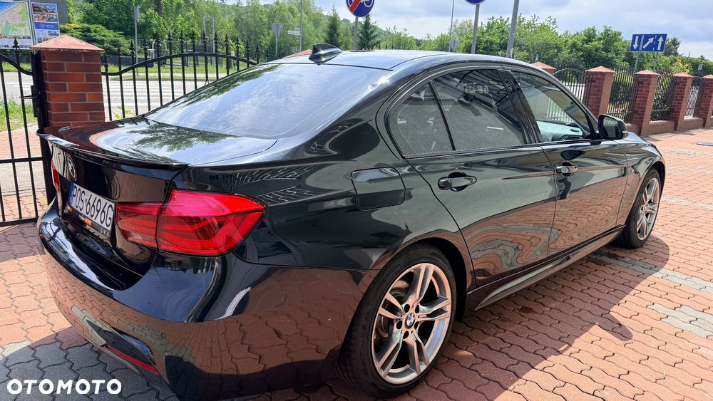 BMW Seria 3 318d Edition M Sport Shadow - 12