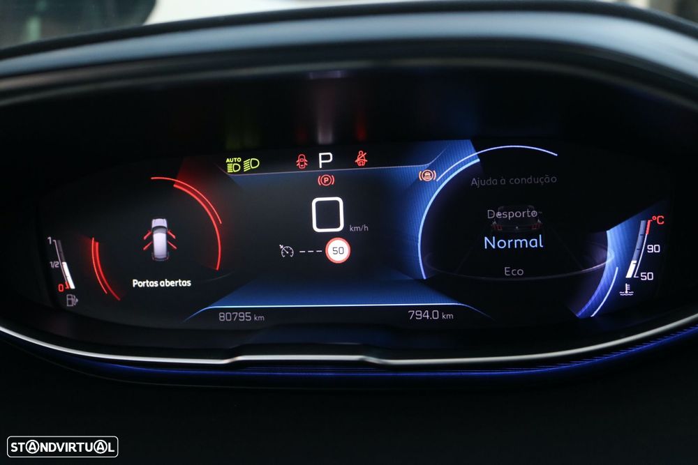 Peugeot 3008 1.5 BlueHDi Allure Pack EAT8 - 28