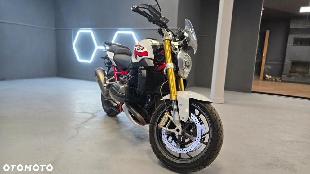 BMW R