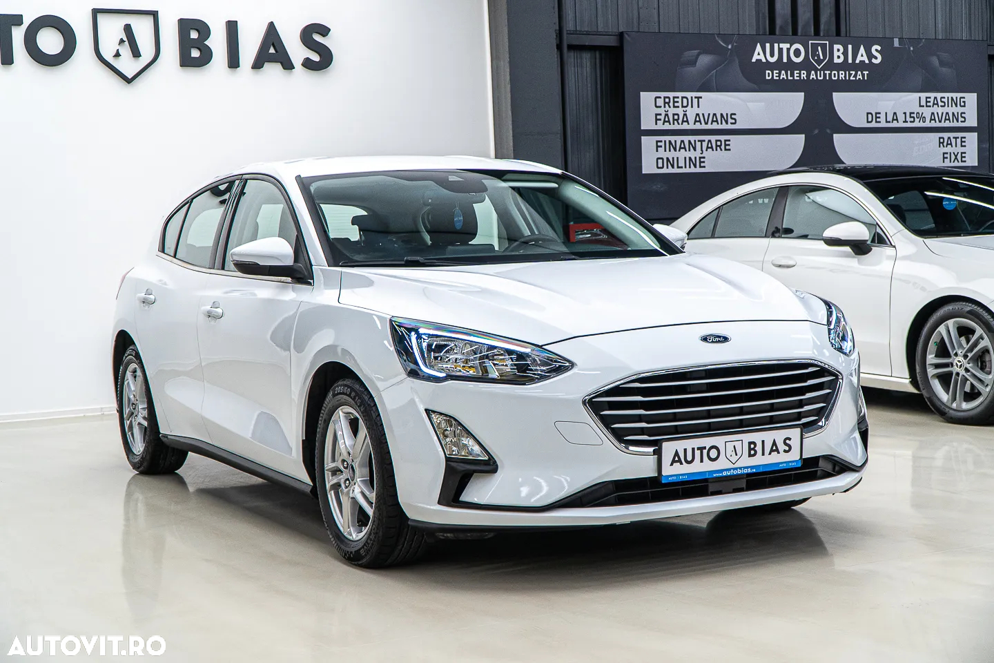 Ford Focus 1.0 EcoBoost Trend Edition - 4