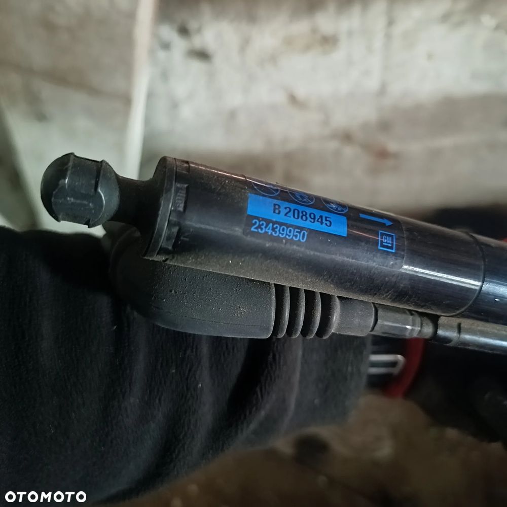 SILOWNIK TELESKOP KLAPY OPEL INSIGNIA A LIFT KOMBI 23439950 - 2