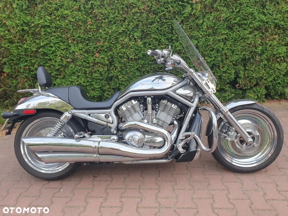 Harley-Davidson V-Rod Street Rod - 2