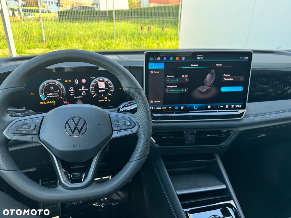 Volkswagen Tiguan - 9