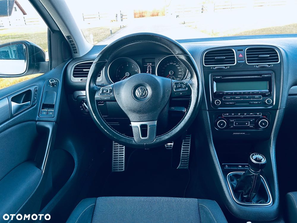 Volkswagen Golf 1.2 TSI BMT Trendline Perfectline - 17