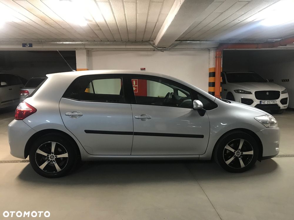 Toyota Auris 1.6 Premium MM - 5