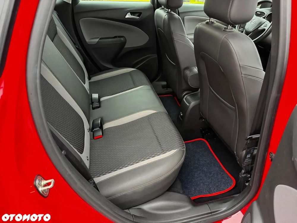Opel Crossland X - 24