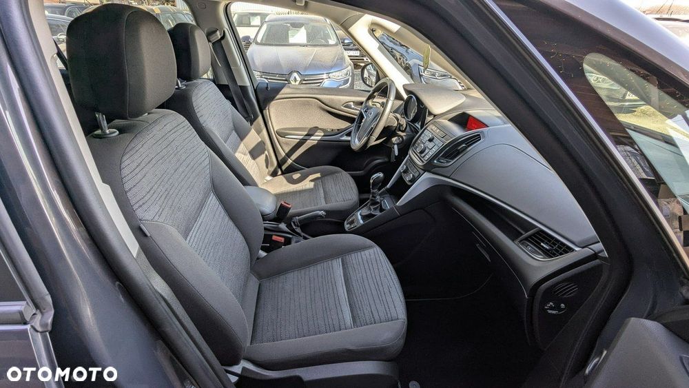 Opel Zafira - 17