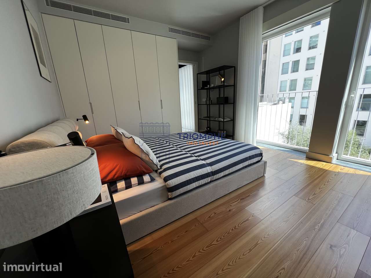 Apartamento T0 - Lisboa - Gagarem e Piscina - Grande imagem: 2/12