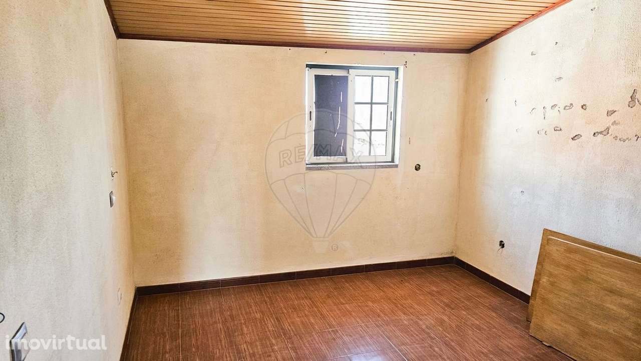 Moradia T2 para venda - Grande imagem: 2/16