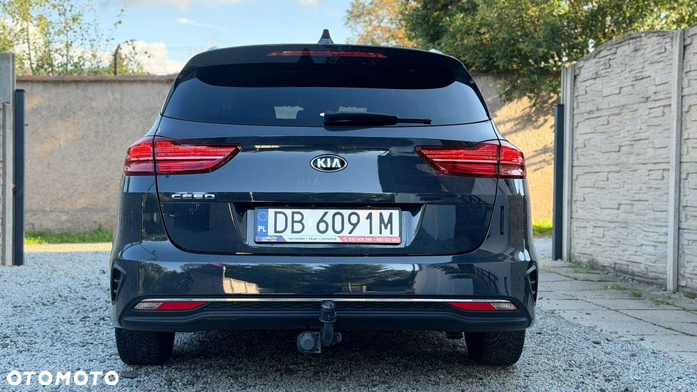 Kia Ceed 1.4 T-GDI OPF Platinum Edition - 11