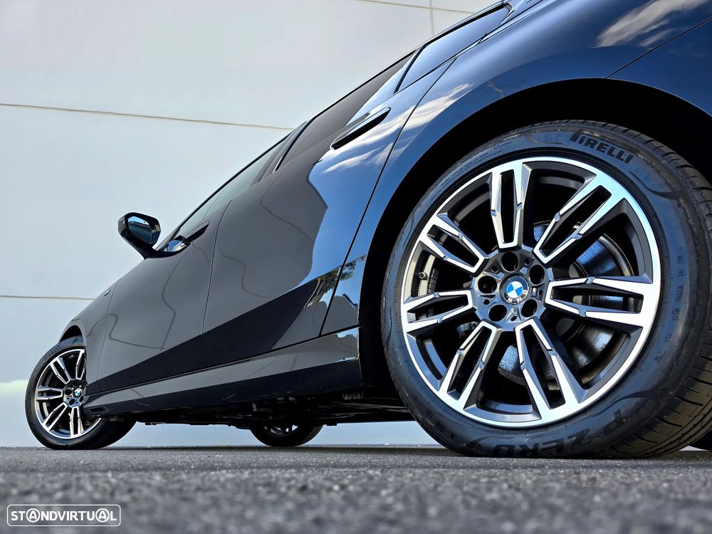 BMW 520 d Pack Desportivo M - 17