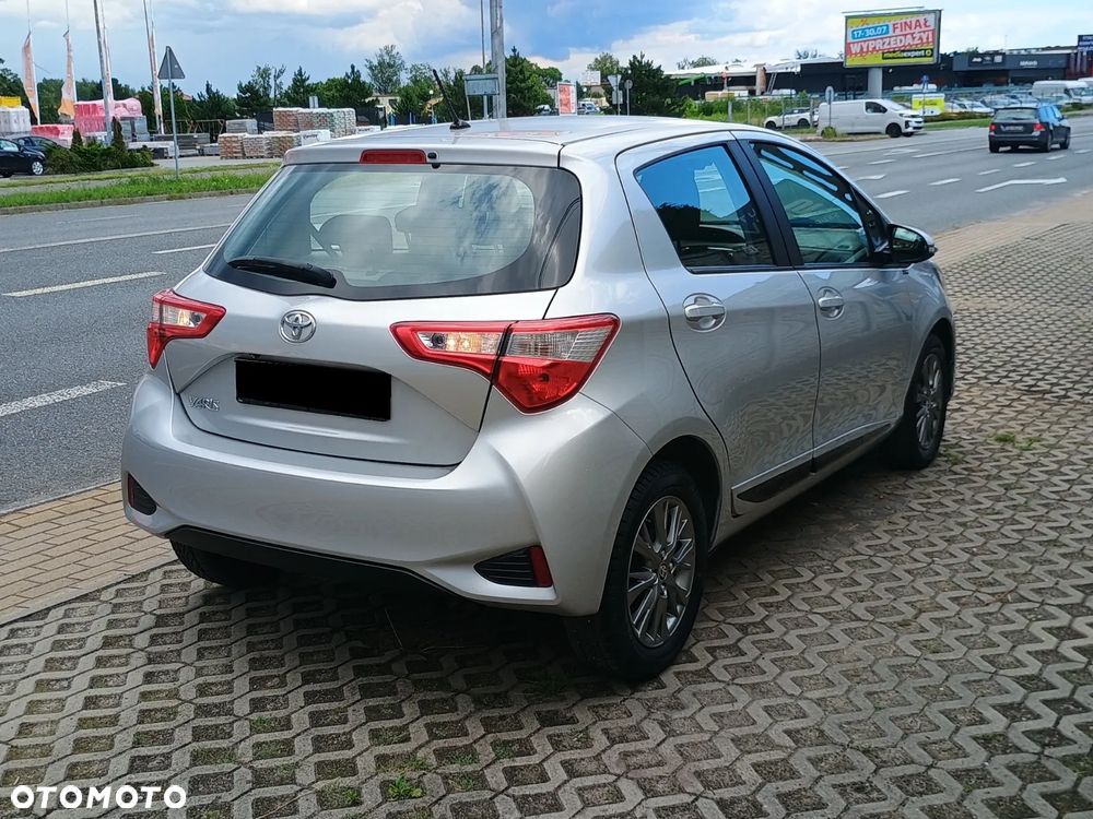 Toyota Yaris 1.5 Life - 5