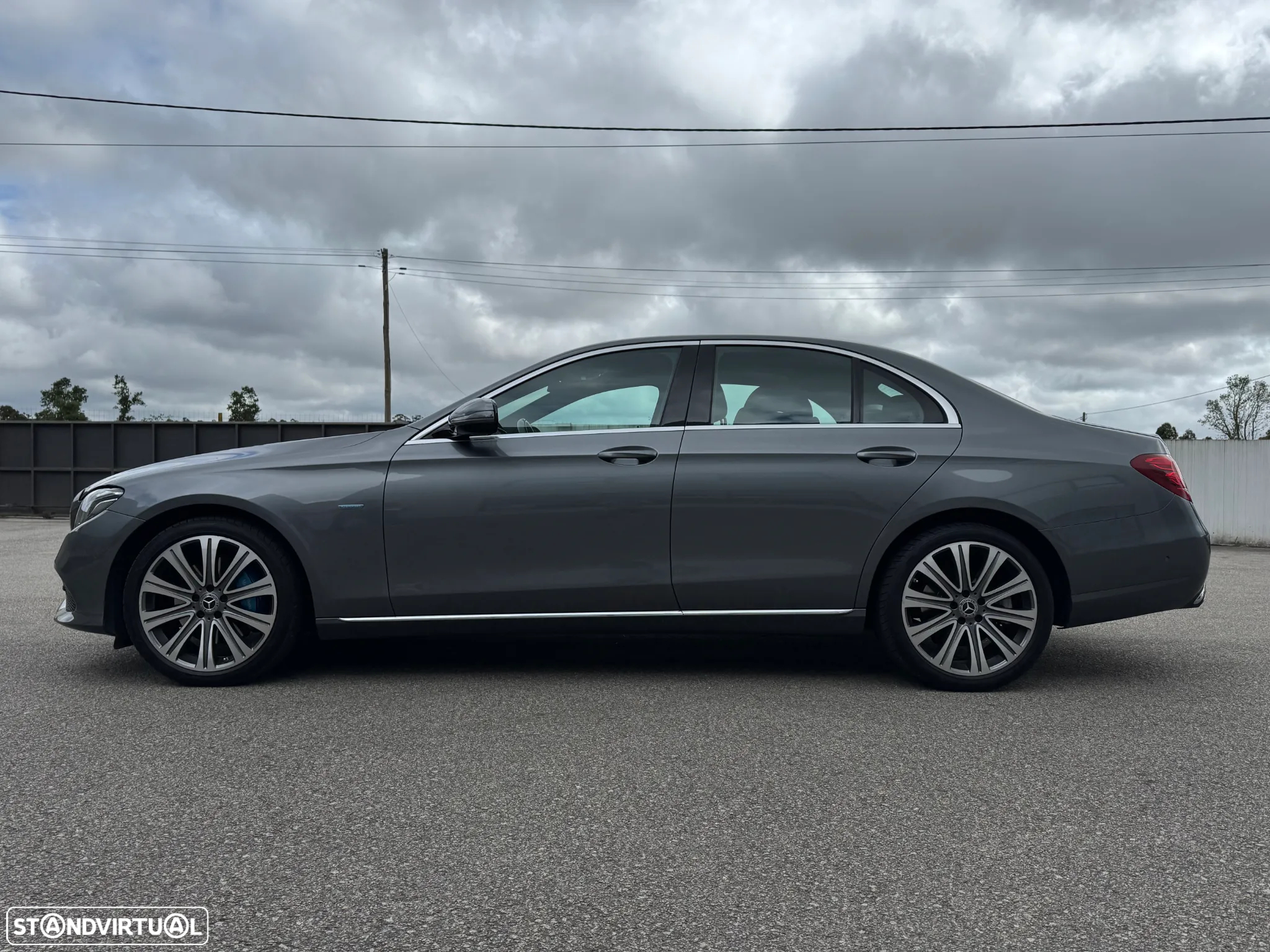Mercedes-Benz E 350 e Avantgarde+ - 2