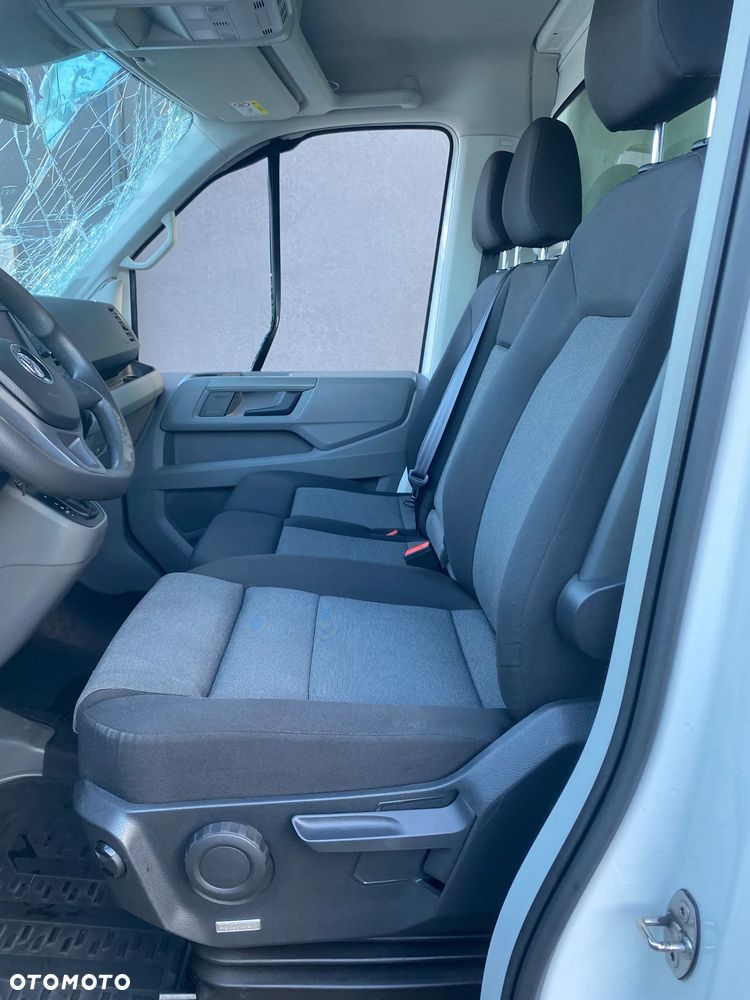 Volkswagen CRAFTER - 9