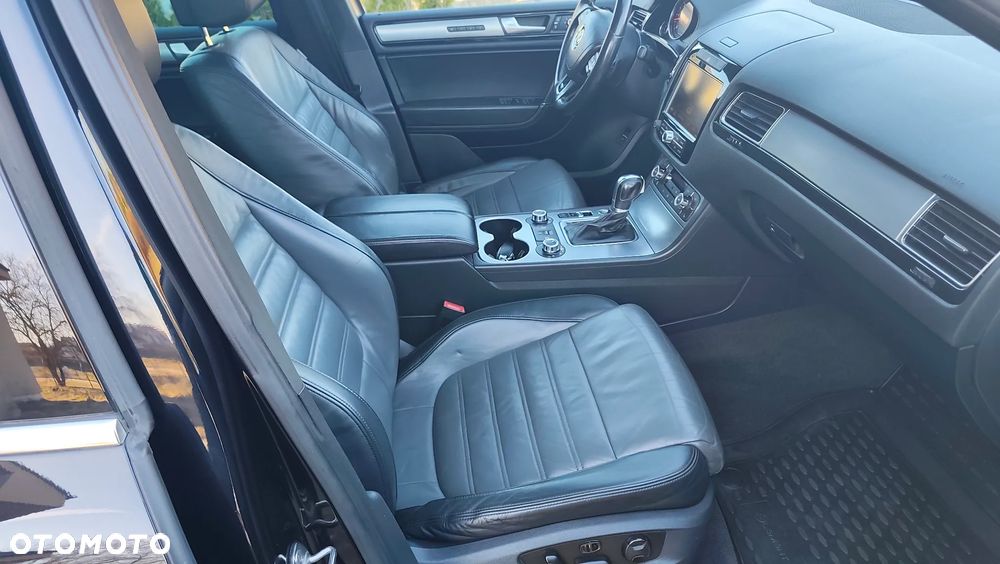 Volkswagen Touareg 4.2 V8 TDI DPF Automatik Edition X - 31