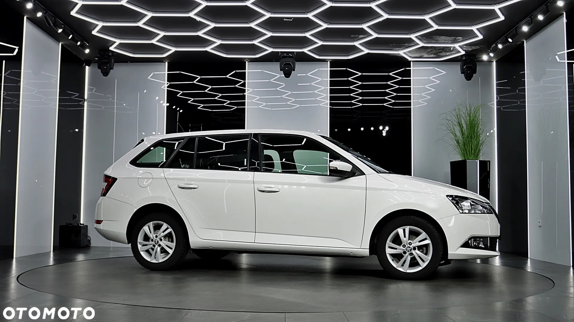 Skoda Fabia 1.0 TSI Ambition - 11