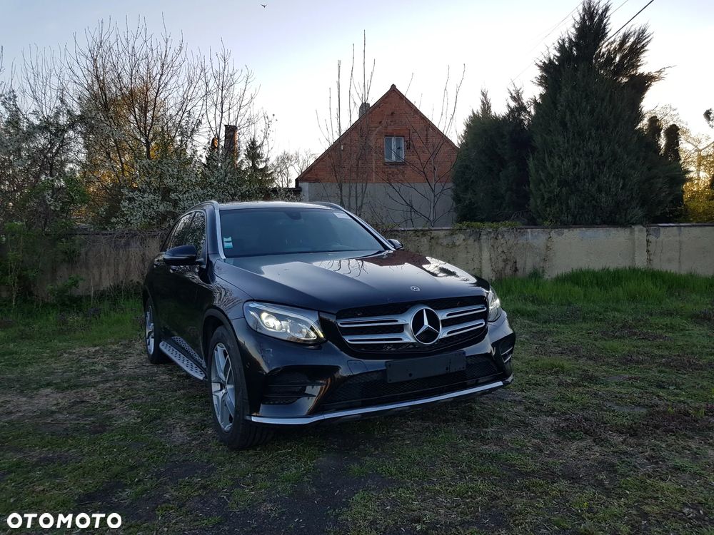 Mercedes-Benz GLC 250 d 4Matic 9G-TRONIC AMG Line - 1