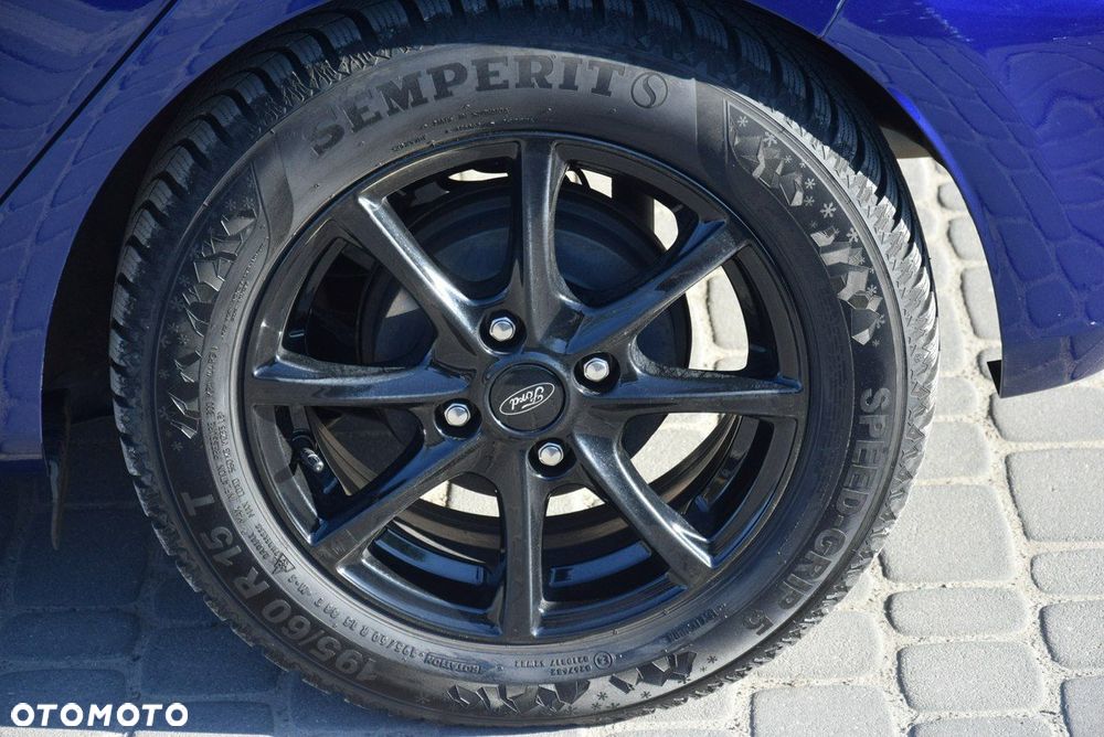 Ford Fiesta 1.1 S&S TREND - 17