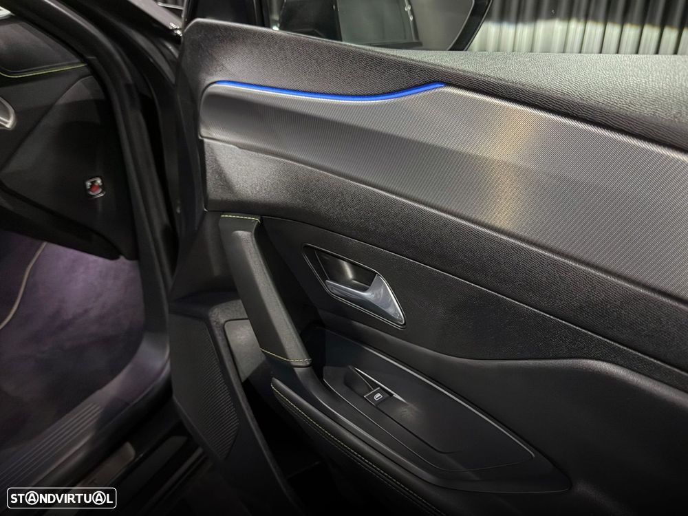 Peugeot 408 1.6 Hybrid GT e-EAT8 - 33