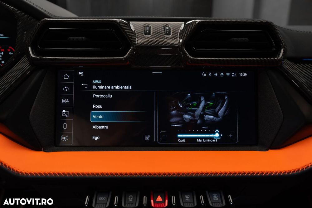 Lamborghini URUS - 22