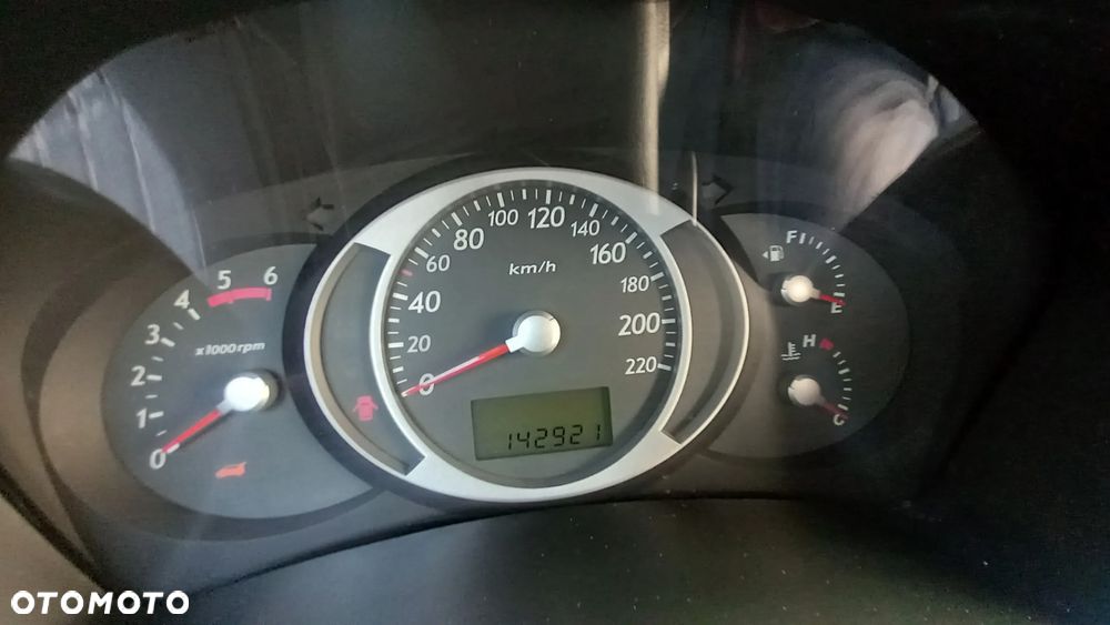Hyundai Tucson 2.0 CRDi Style 2WD - 16