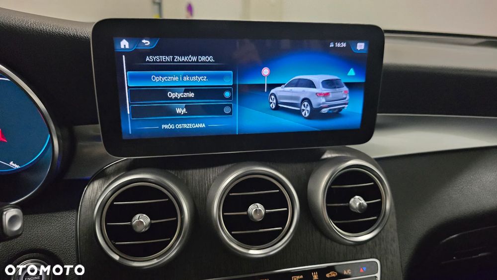 Mercedes-Benz GLC 300 de 4Matic 9G-TRONIC AMG Line - 26