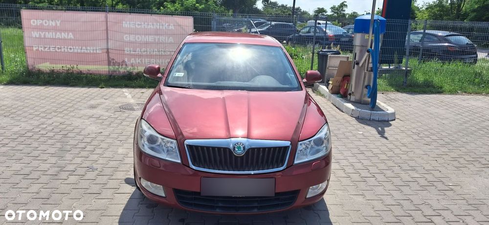 Skoda Octavia 1.8 T FSI Ambiente - 2