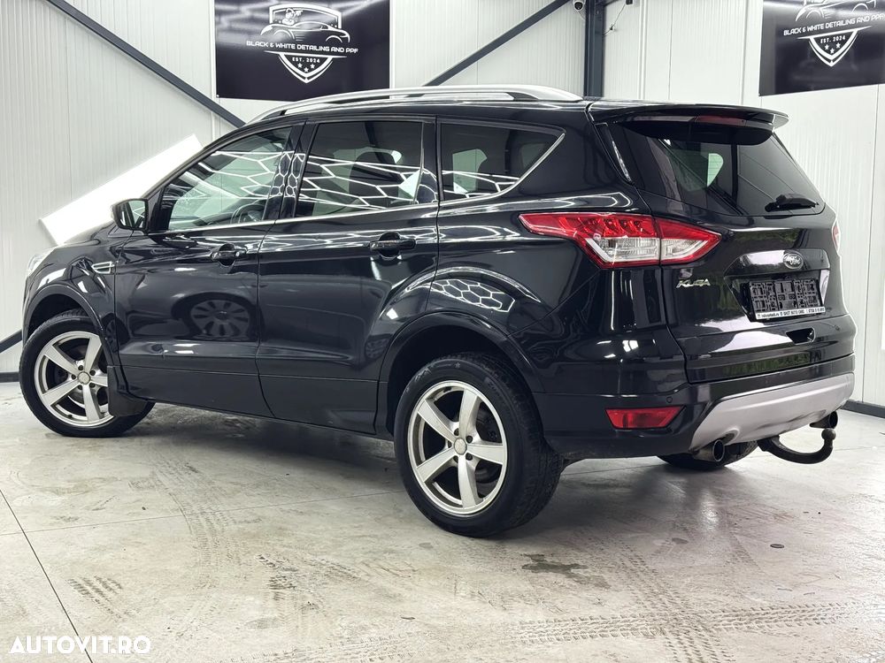 Ford Kuga 2.0 TDCi 4x4 Aut. Titanium - 8