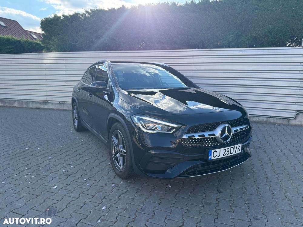 Mercedes-Benz GLA - 23