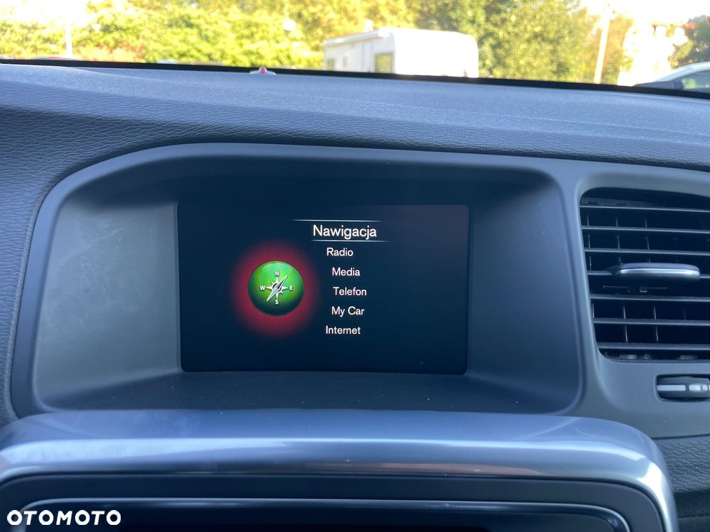 Volvo V60 D3 Geartronic RDesign - 27