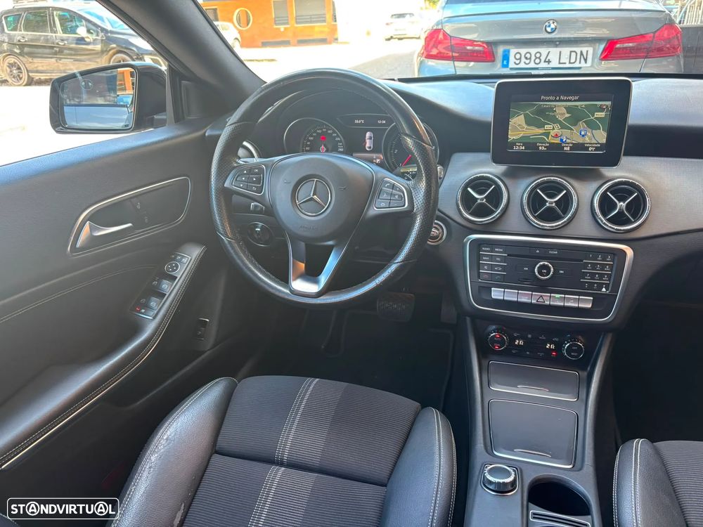 Mercedes-Benz CLA 200 d 4Matic 7G-DCT AMG Line - 26
