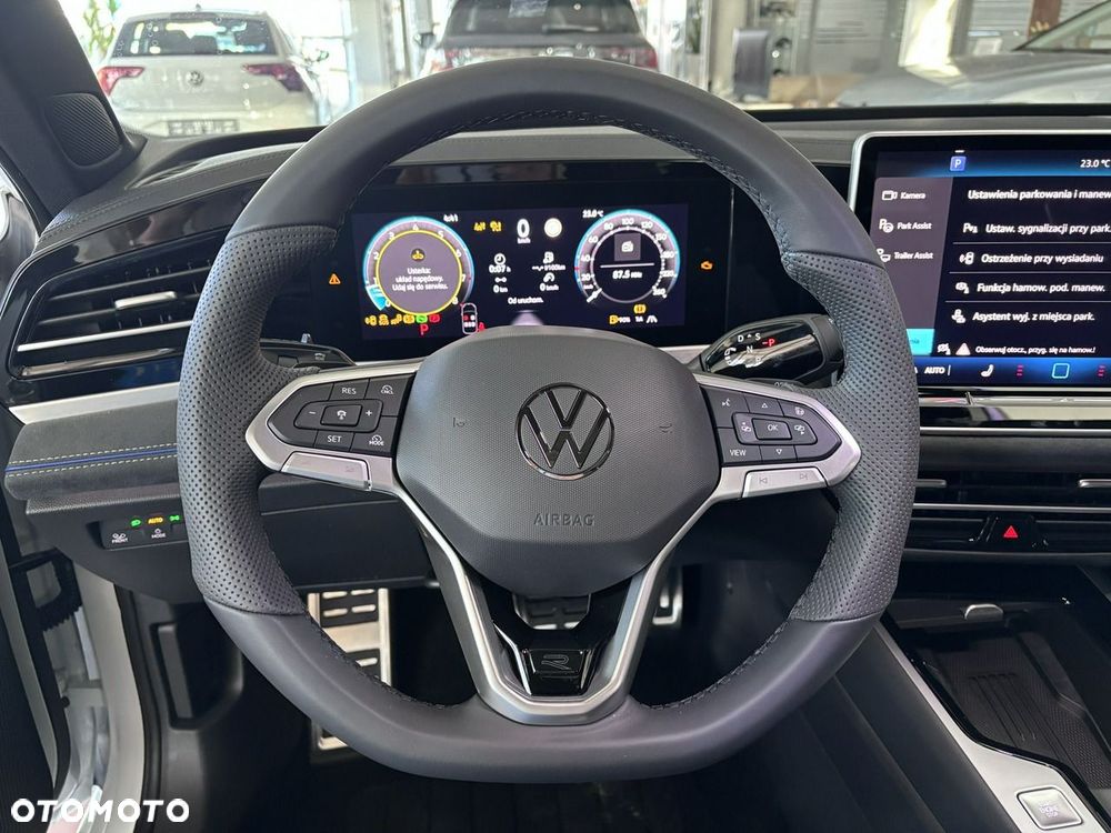 Volkswagen Passat - 15