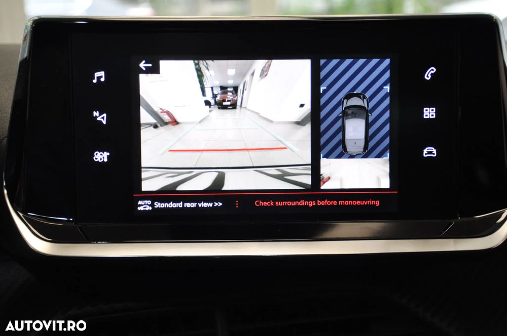 Peugeot 208 1.2 L PureTech STT EAT8 GT Pack - 29